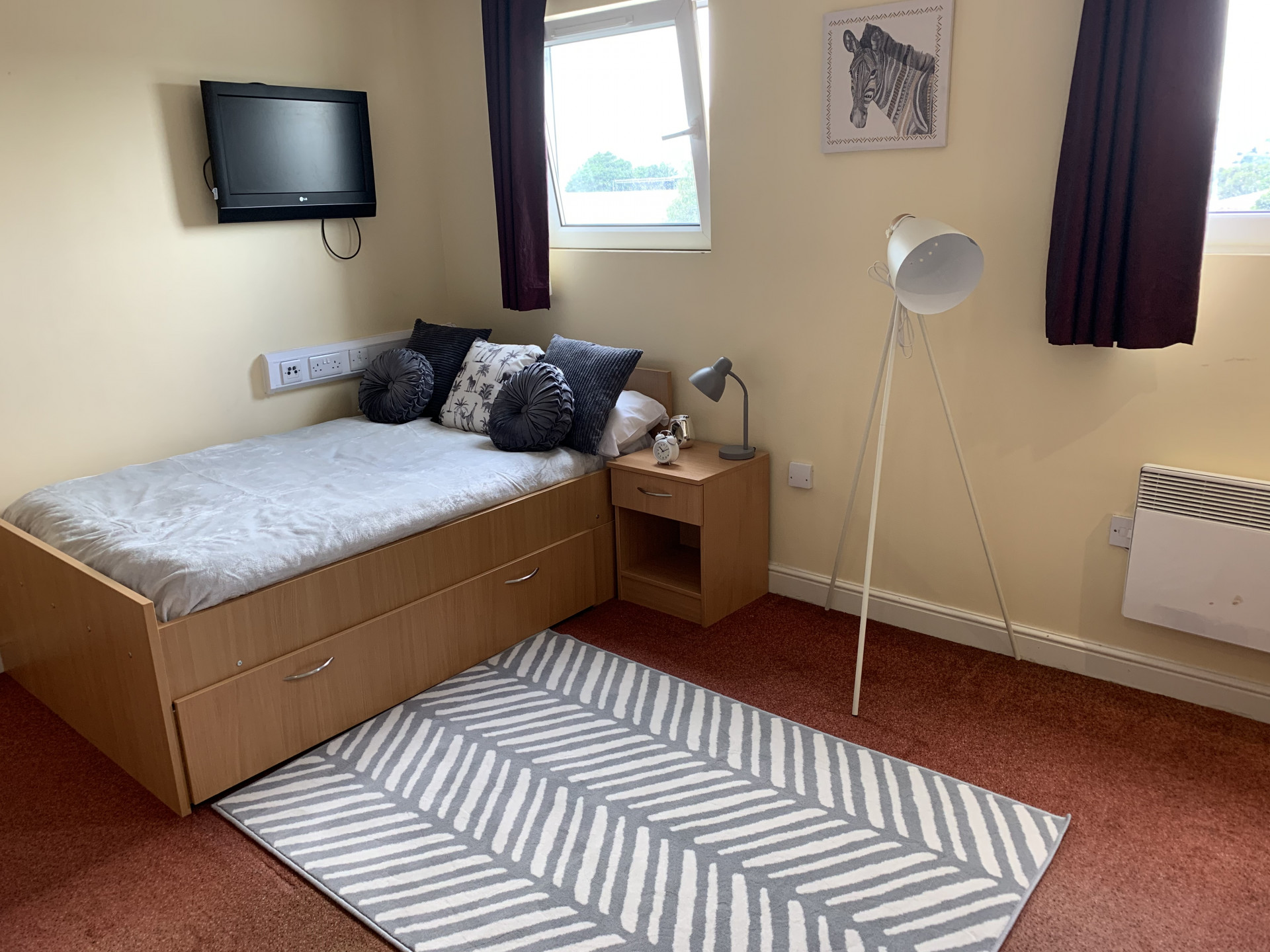 Deluxe Studio student flat to rent on Longside Lane, Bradford, BD7 1SA