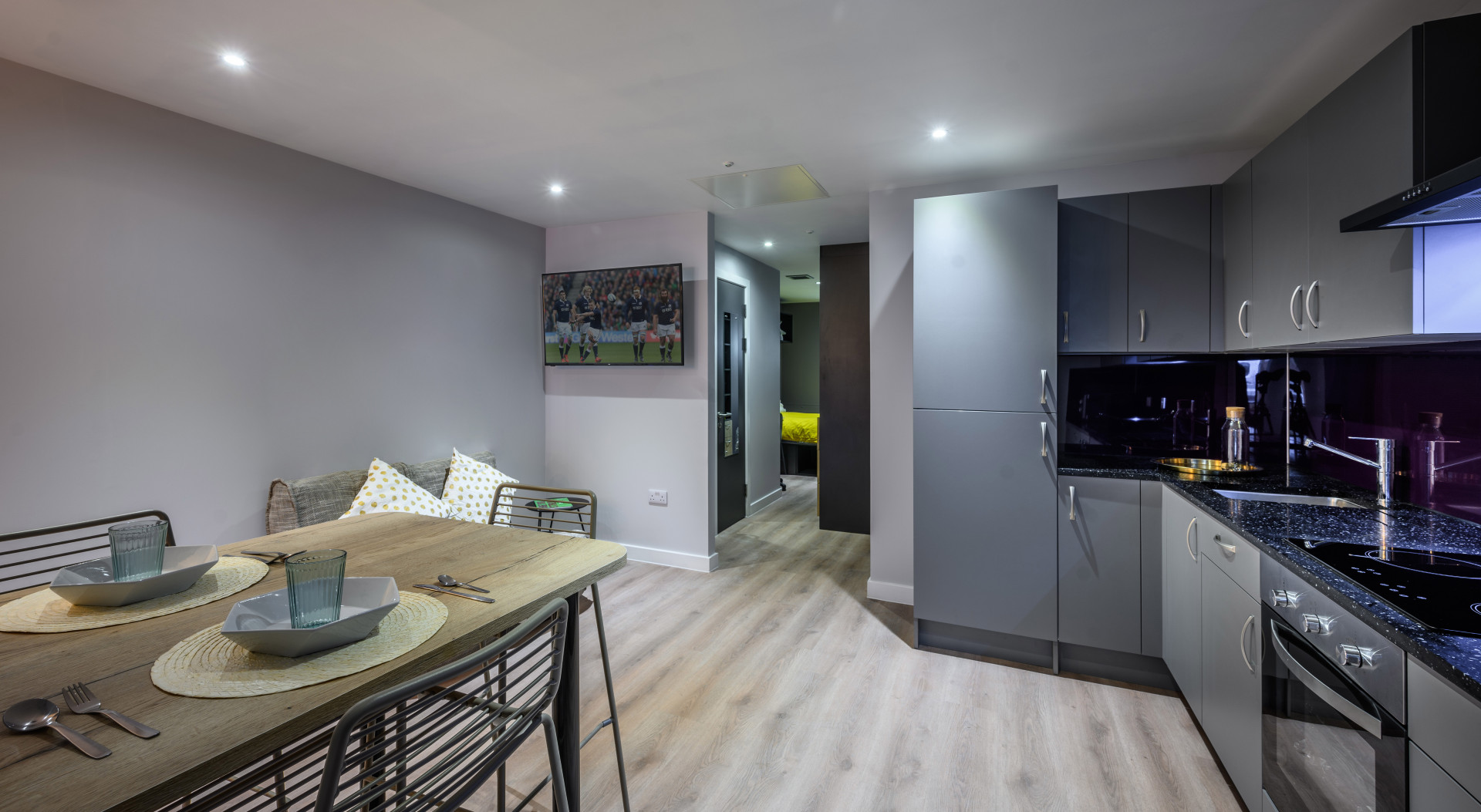 9 Bed Flat student 9 bed flat to rent on Dumbarton Road, Stirling, FK8