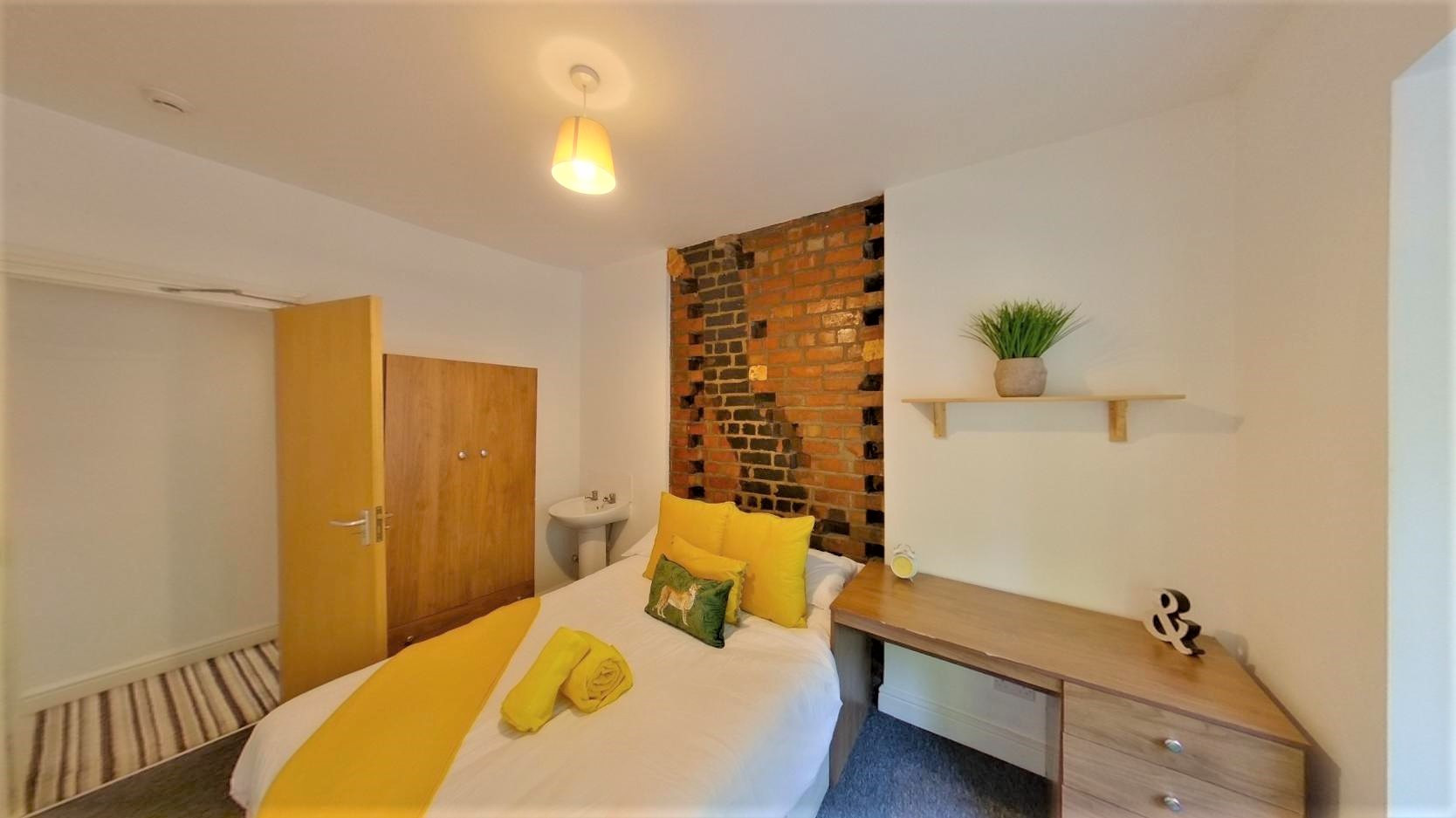 6 bed student house to rent on Cottingham Road, Hull, HU6 7RZ StuRents