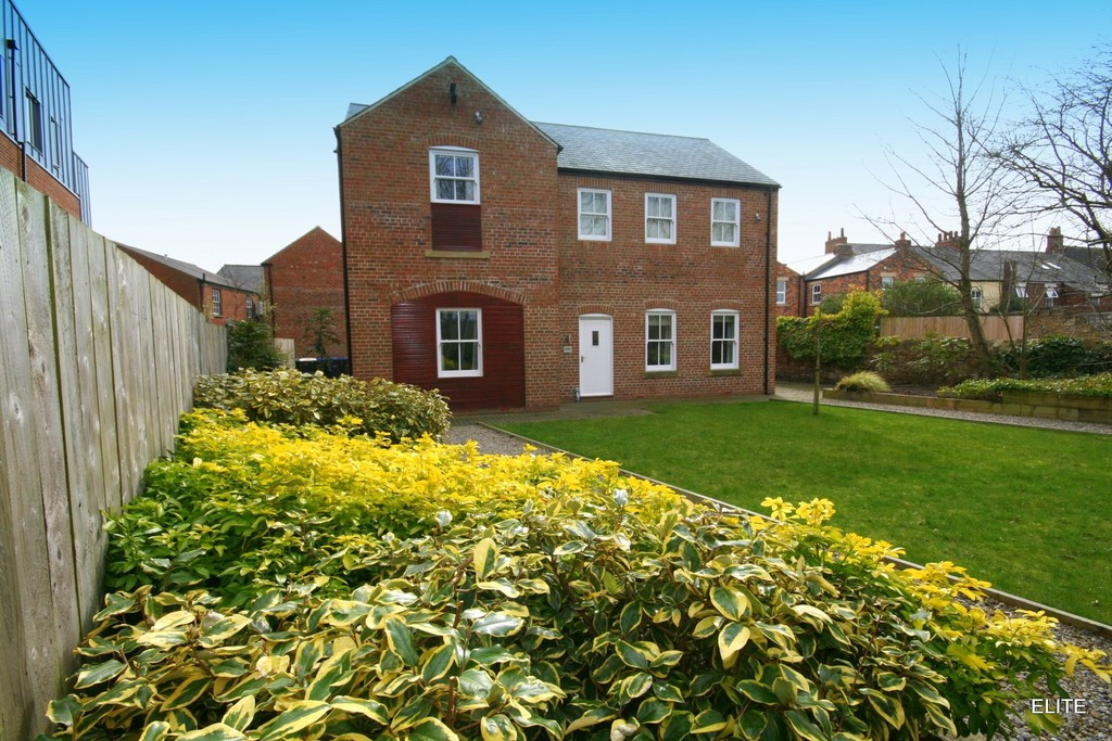 2 bed student house to rent on Gilesgate, Durham, DH1 1JA StuRents