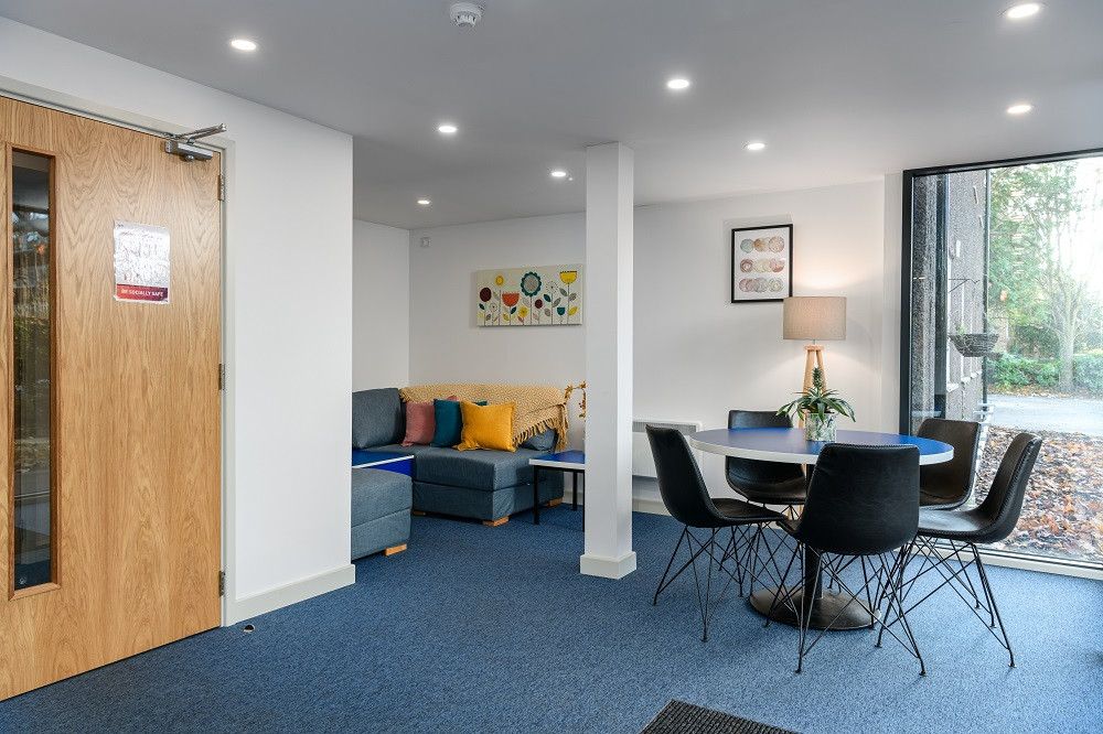 Classic NonEnSuite student 1 bed flat to rent on Hulse Road