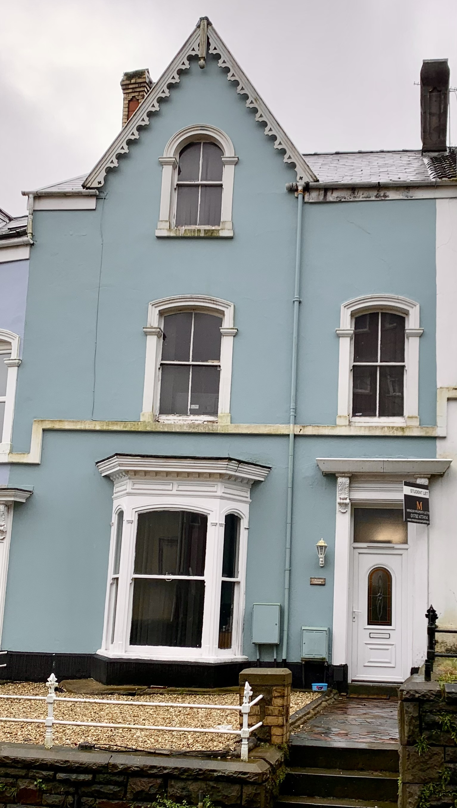 7 bed student house to rent on Bryn Y Mor Crescent, Swansea, SA1 4QT StuRents