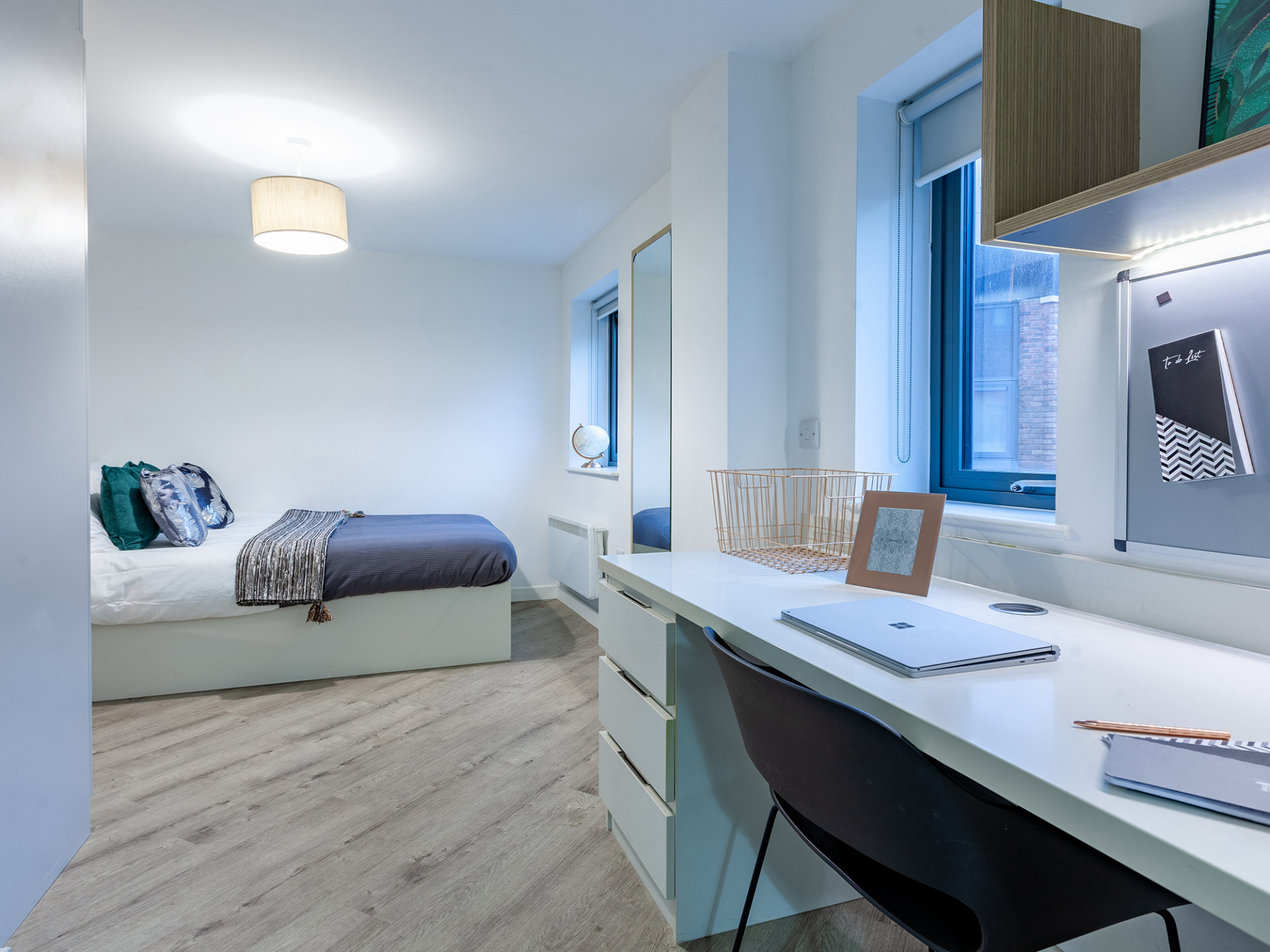 Classic Studio student flat to rent on Newport Road, Cardiff, CF24 0AN