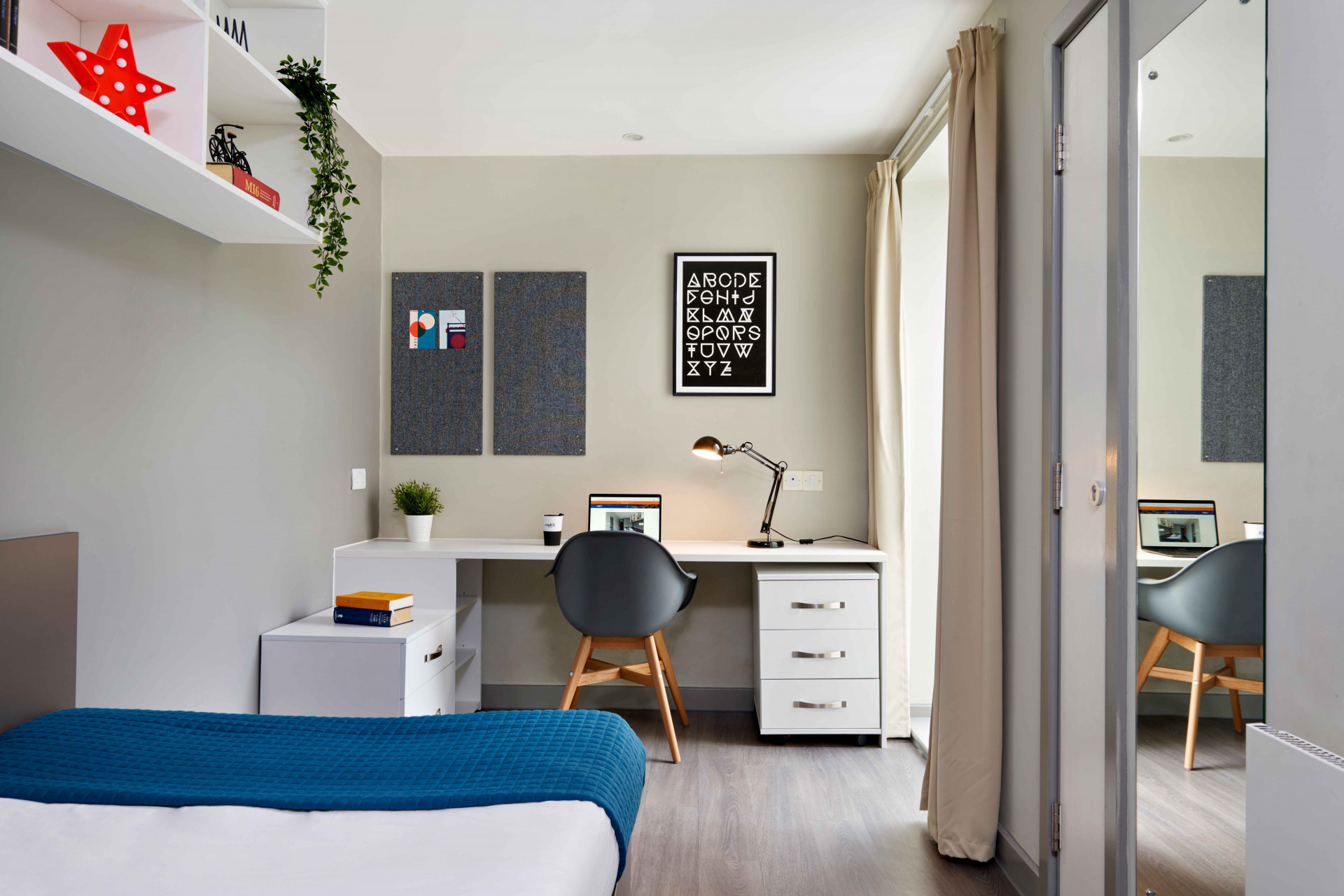 Classic Ensuite student 4 bed flat to rent on Kings Mill Lane