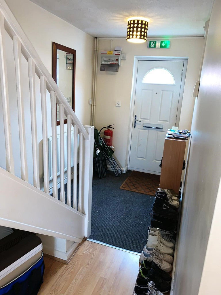 6 bed student house to rent on Gadd Street, Nottingham, NG7 4BJ StuRents