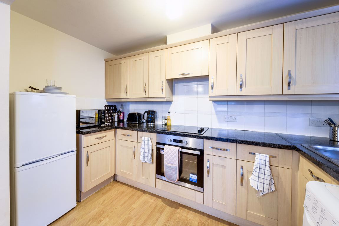 2 bed student house to rent on Bingley Court, Canterbury, CT1 2SW ...