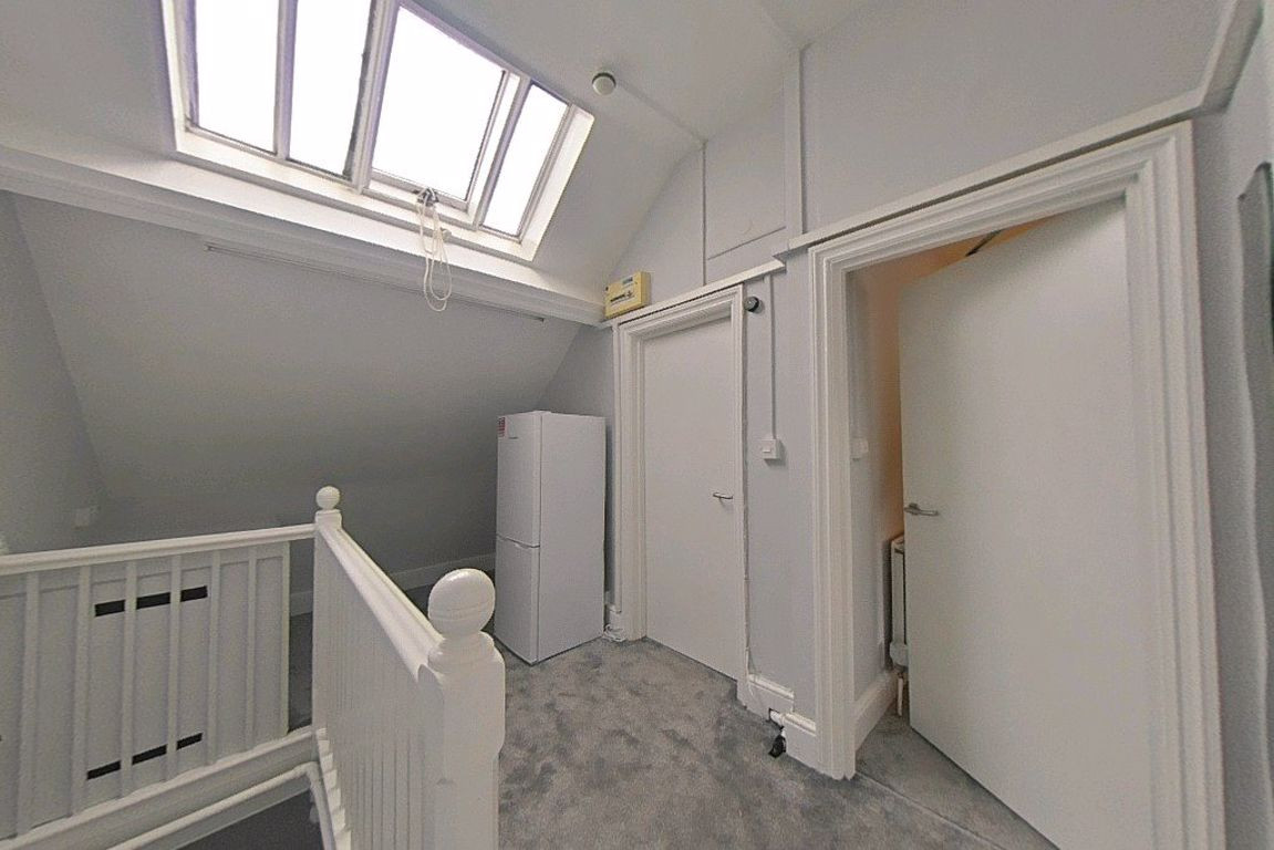 Student studio flat to rent on Leicester Road, Loughborough, LE11 2AQ