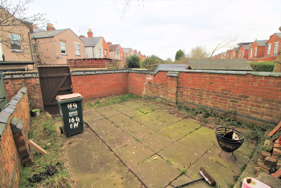 4 bed student house to rent on Earlsdon Avenue North, Coventry, CV5 6GP