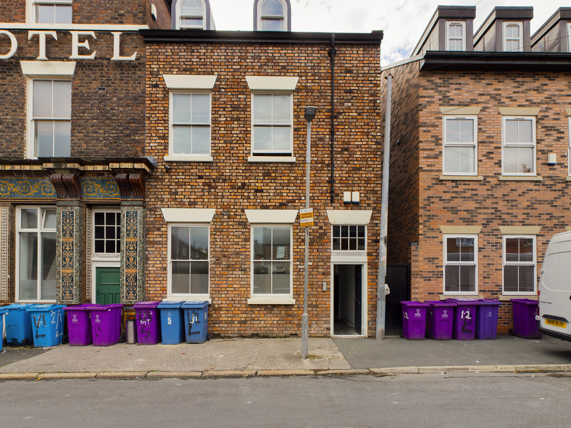 9 bed student house to rent on Langton Road, Liverpool, L15 2HS StuRents