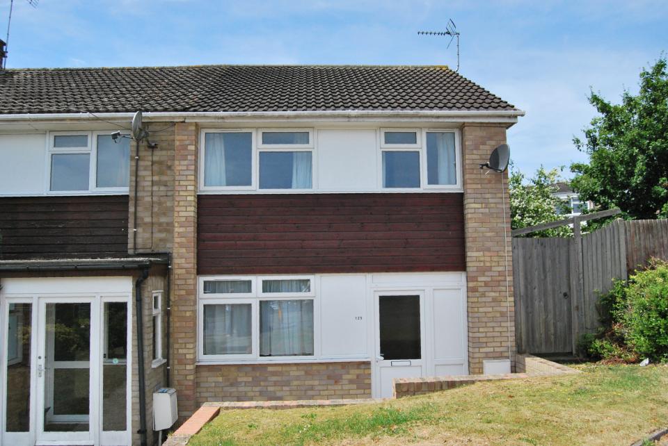 4 bed student house to rent on Tenterden Drive, Canterbury, CT2 7BW