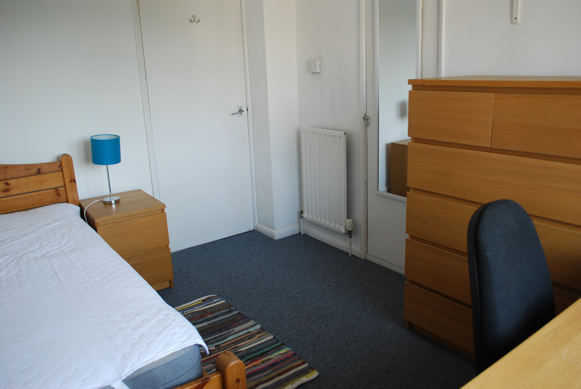 3 bed student house to rent on Whitehall Close, Canterbury, CT2 8BG