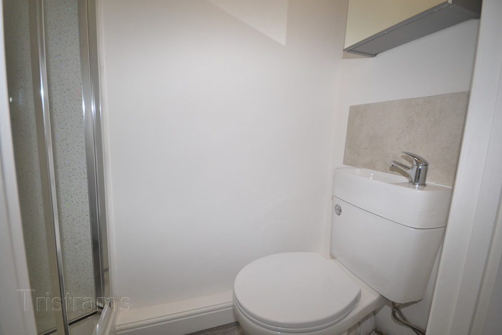Student studio flat to rent on Alfreton Road, Nottingham, NG7 5LW
