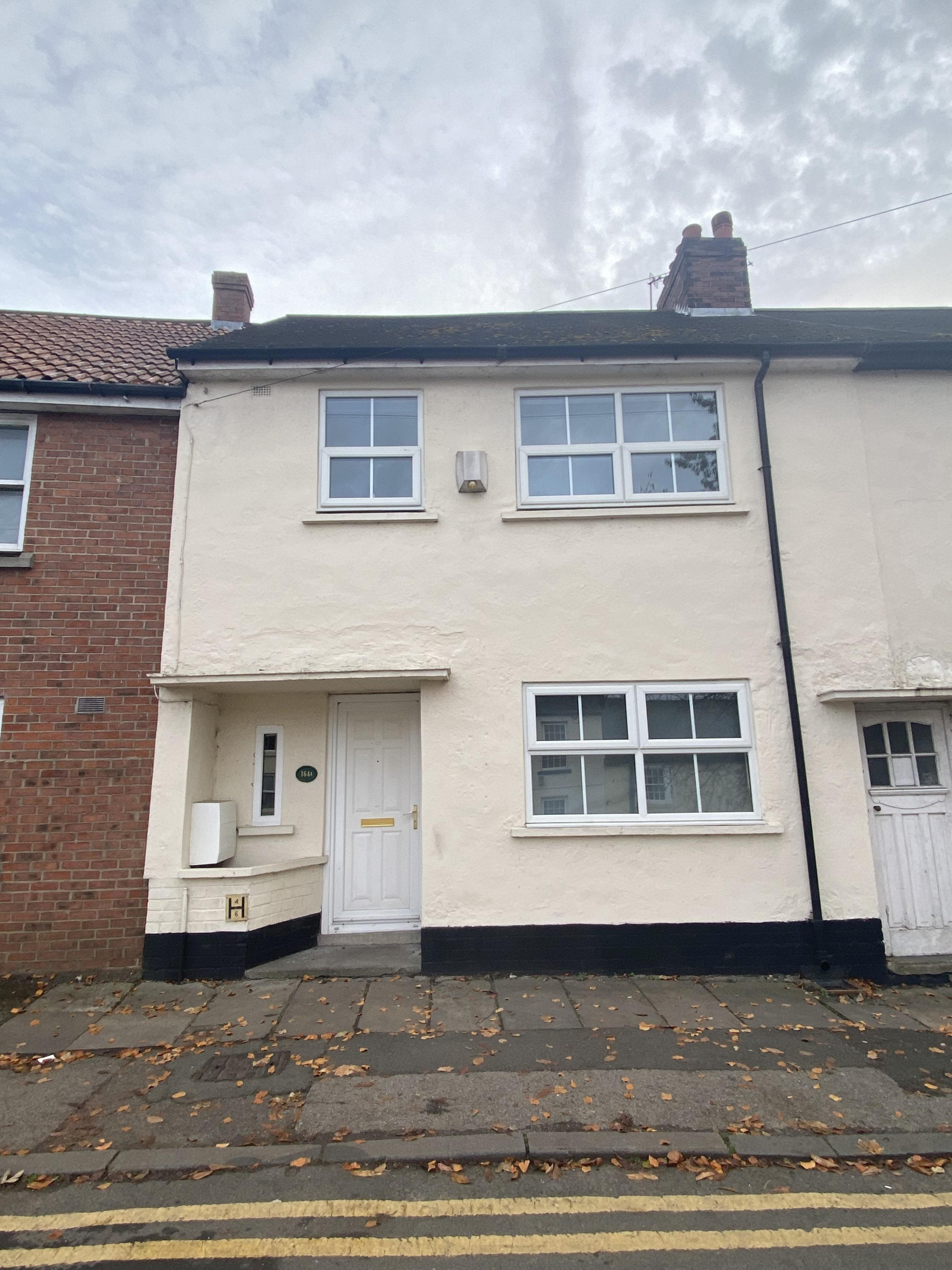 6 bed student house to rent on Gilesgate, Durham, DH1 1QH StuRents