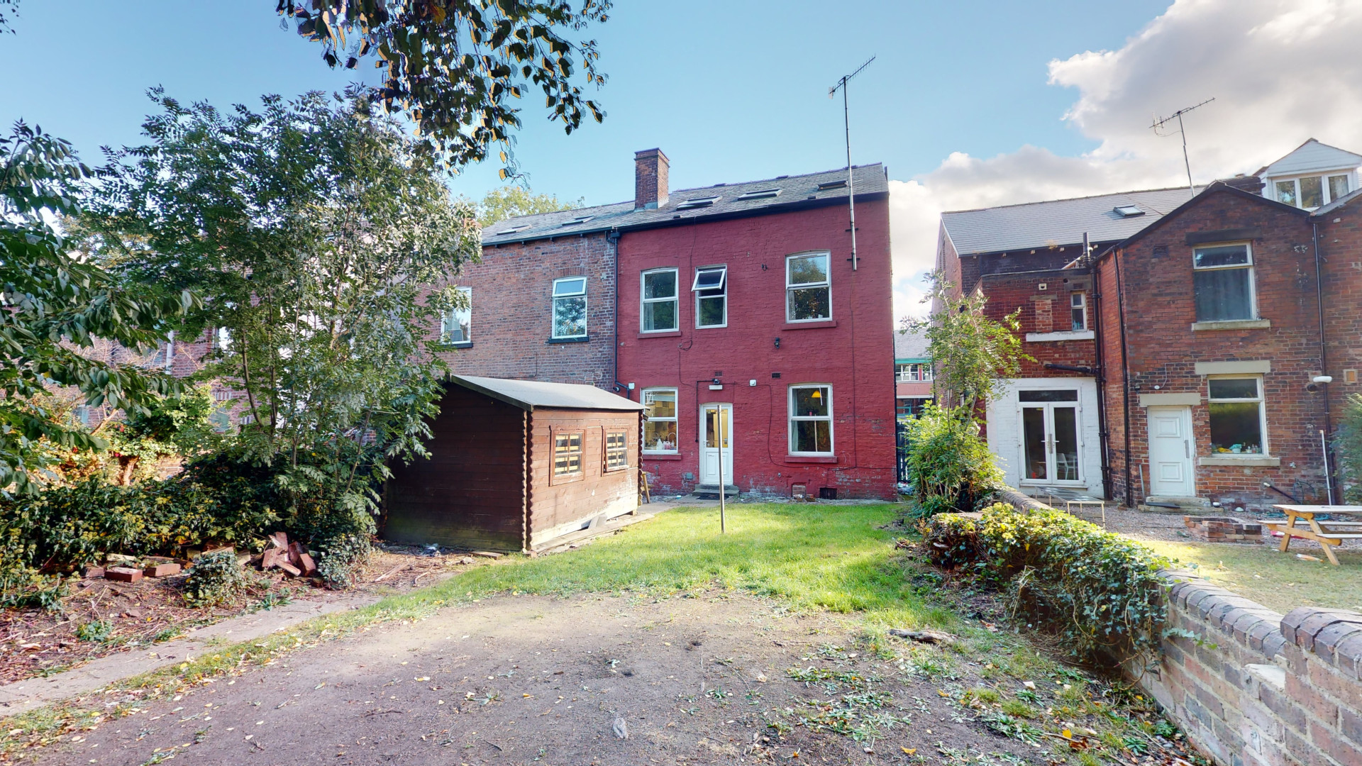 9 bed student house to rent on Ecclesall Road, Sheffield, S11 8JD