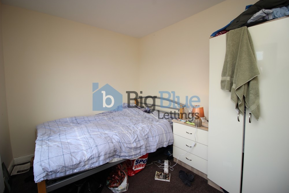 3 bed student house to rent on Eden Crescent, Leeds, LS4 2TW StuRents