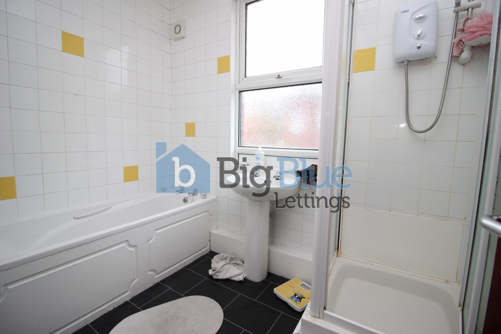 7 bed student house to rent on 19 Blackman Lane, Near University, Leeds