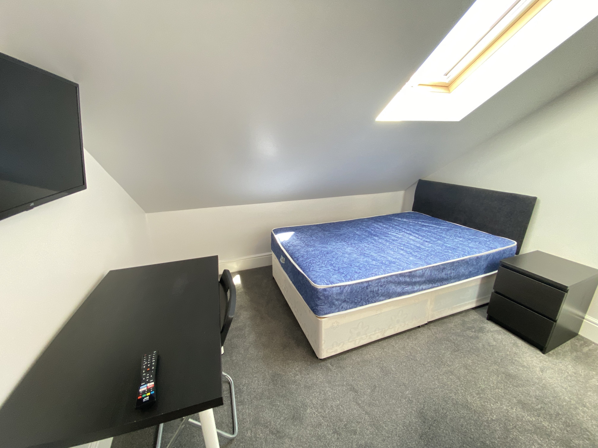 2 bed student house to rent on Millicent Road, Nottingham, NG2 7LD