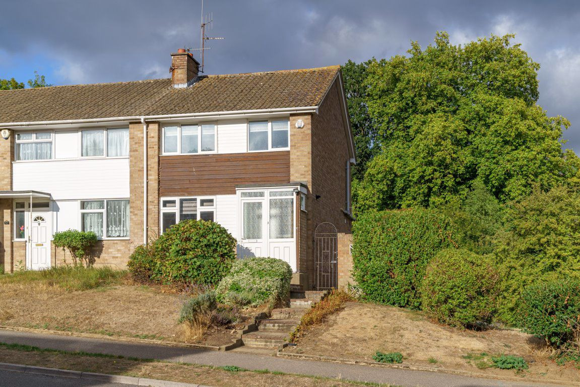 4 bed student house to rent on Tenterden Drive, Canterbury, CT2 7BN StuRents