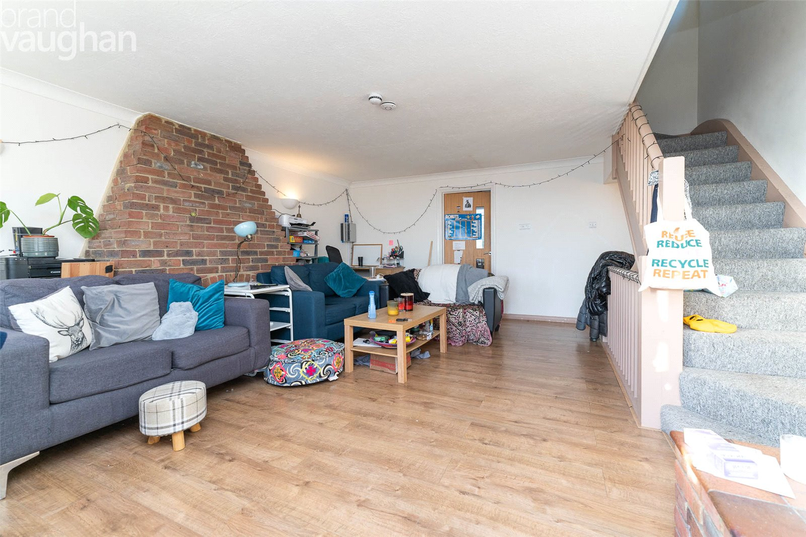 5 bed student house to rent on Slinfold Close, Brighton, BN2 0YS StuRents
