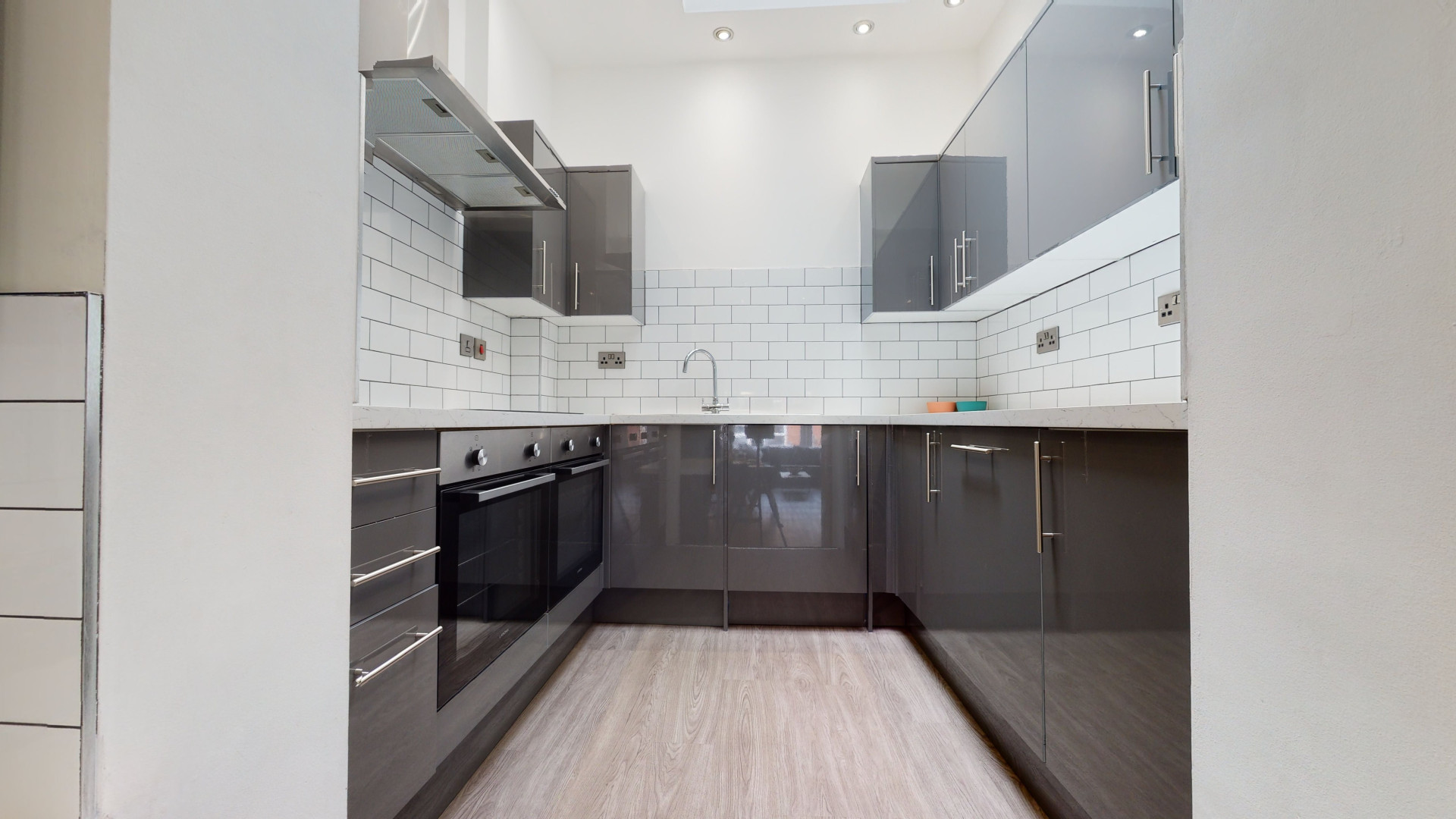 6 bed student house to rent on Alfreton Road, Nottingham, NG7 3JL StuRents