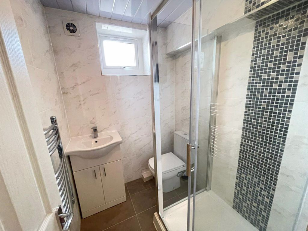 Student studio flat to rent on Baxter Gate, Loughborough, LE11 1TQ