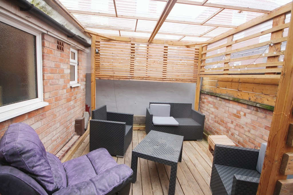 4 bed student house to rent on Upperton Road, Leicester, LE3 0HF StuRents