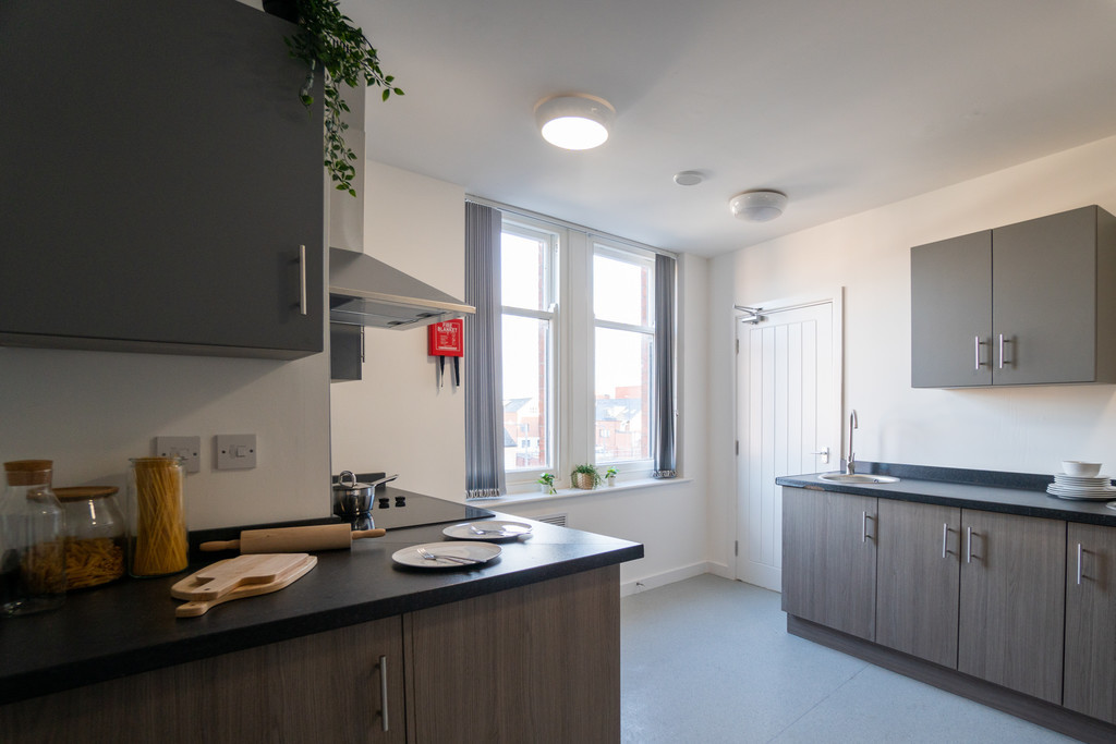 Premium EnSuite student flat to rent on Humberstone Gate, Leicester