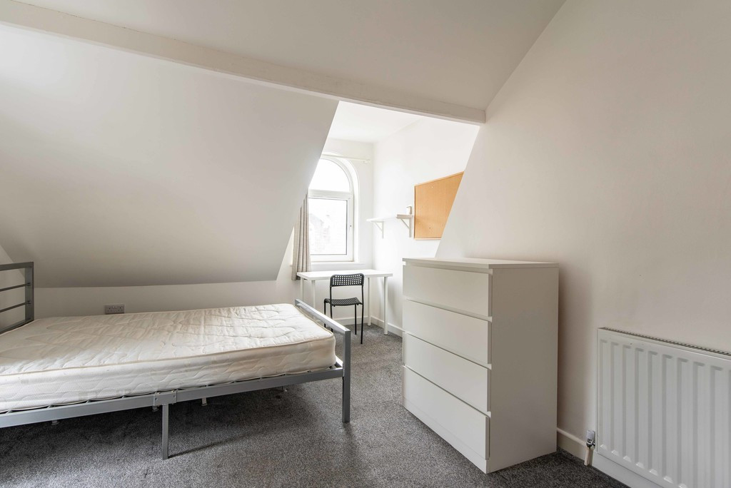 3 bed student house to rent on Lamartine Street, Nottingham, NG3 1GQ