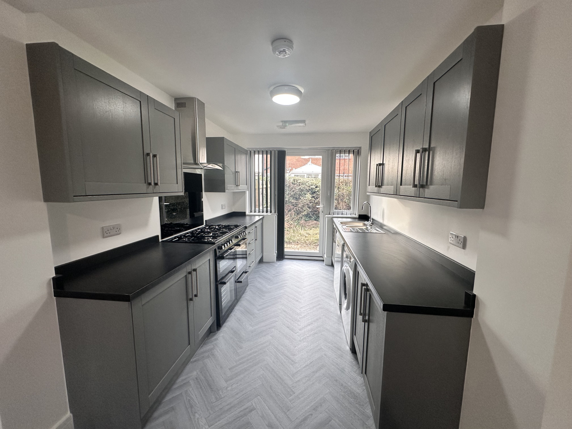 6 bed student house to rent on Rowan Tree Avenue, Durham, DH1 1DU