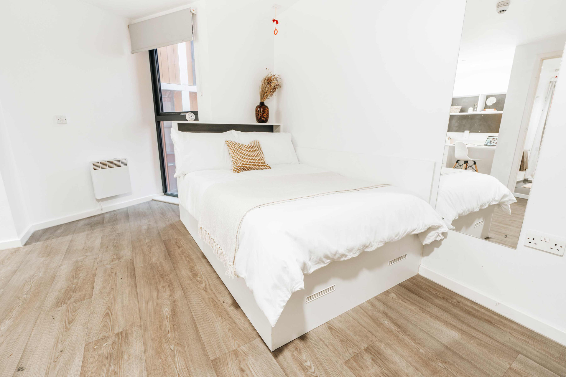 Gold En Suite