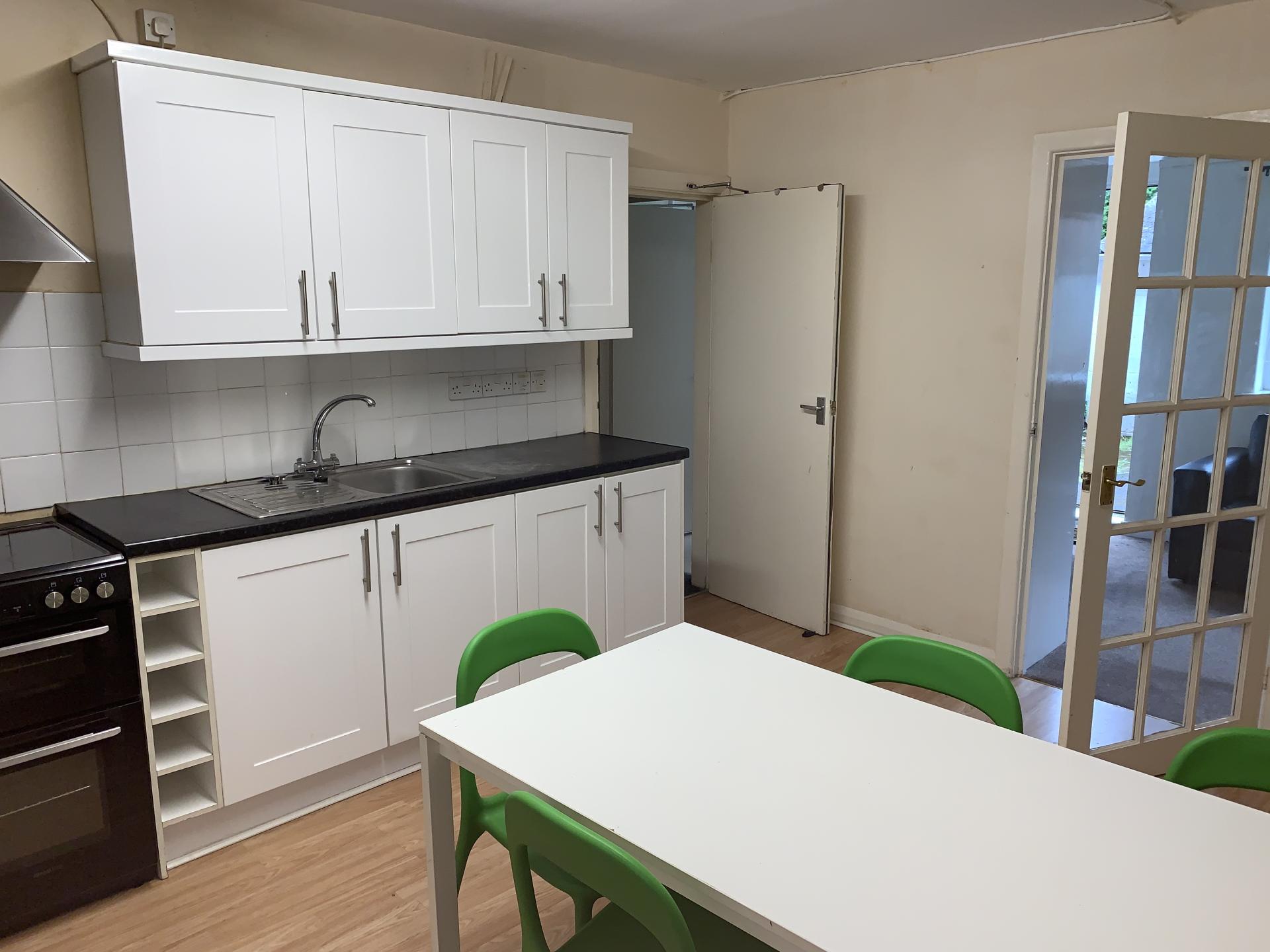 5 bed student house to rent on Hawthorn Terrace, Durham, DH1 4EQ StuRents