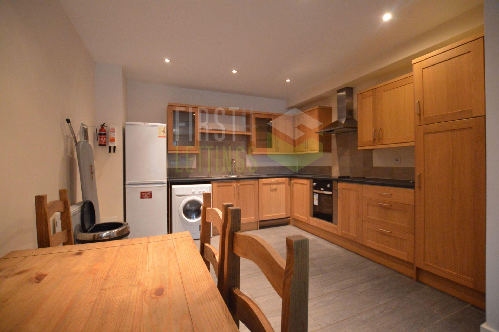 5 bed student house to rent on Bulwer Road, Leicester, LE2 3BU StuRents