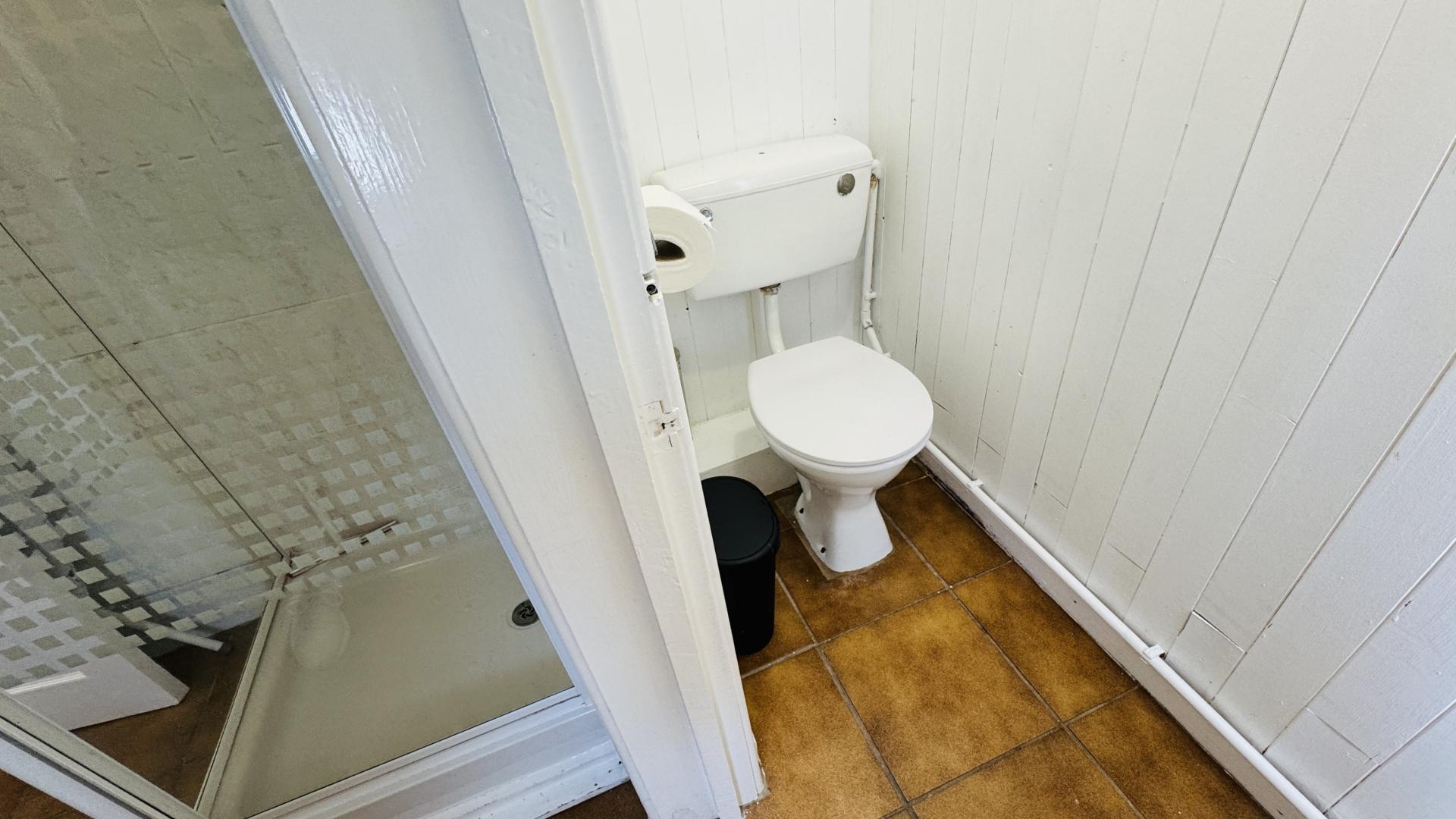 79 Whipcord Lane, Chester photo 2