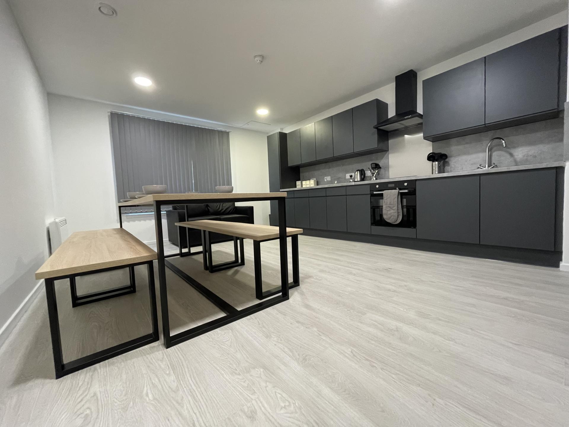 Ensuite Gold student 5 bed flat to rent on Calgary Street, Glasgow, G4