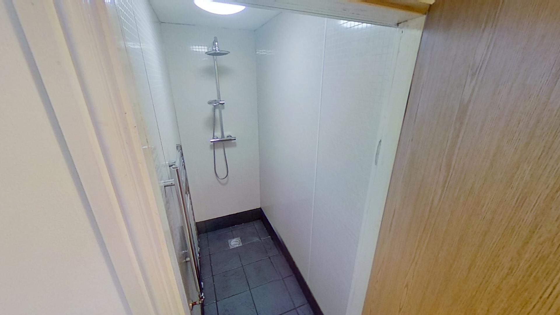 12 Hayes Park, Chester photo 3