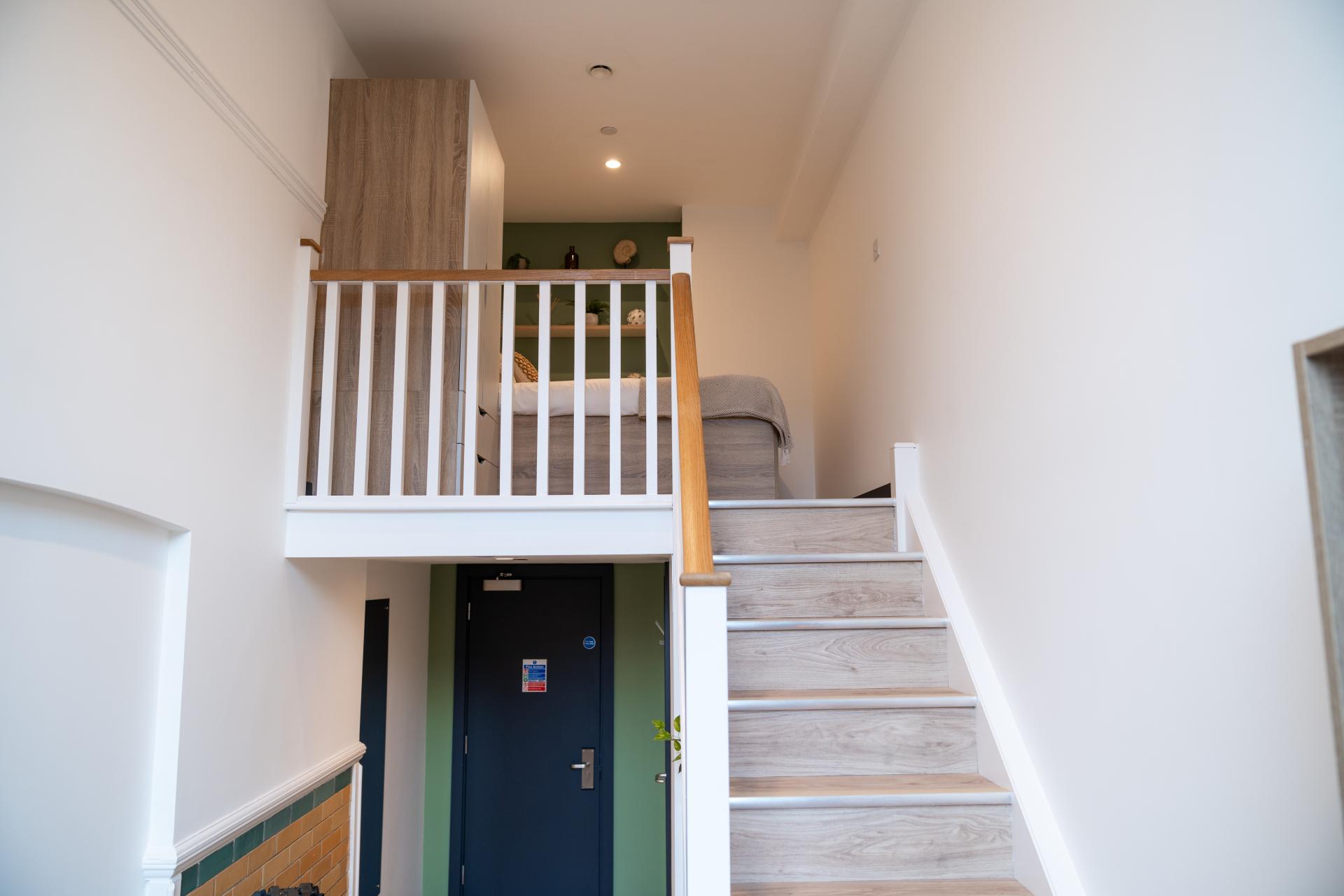 Platinum Plus Cluster (Mezzanine)