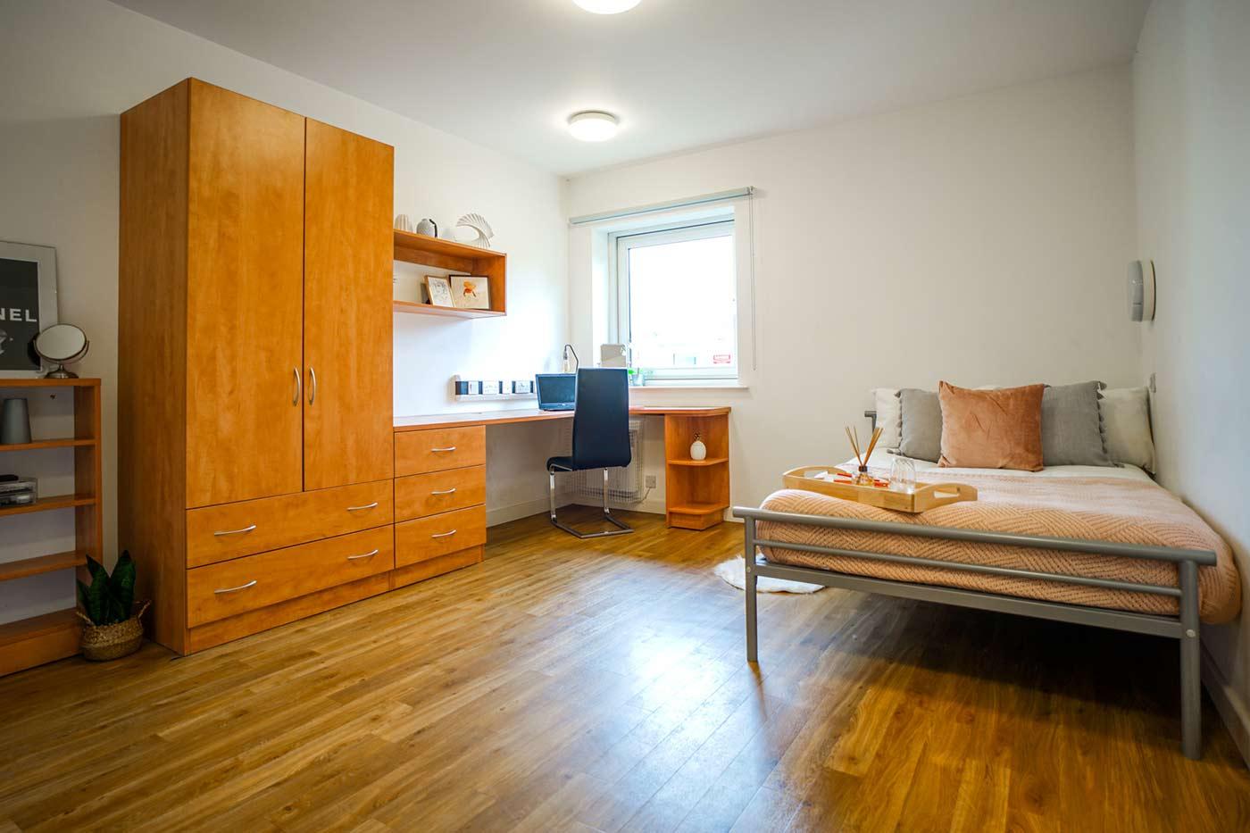 Platinum Ensuite