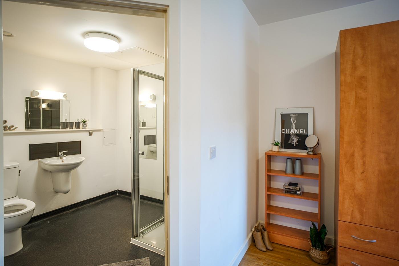 Platinum Ensuite