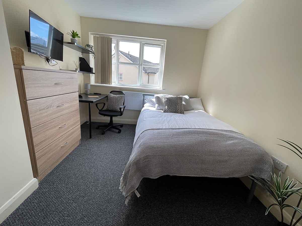 Standard non-ensuite