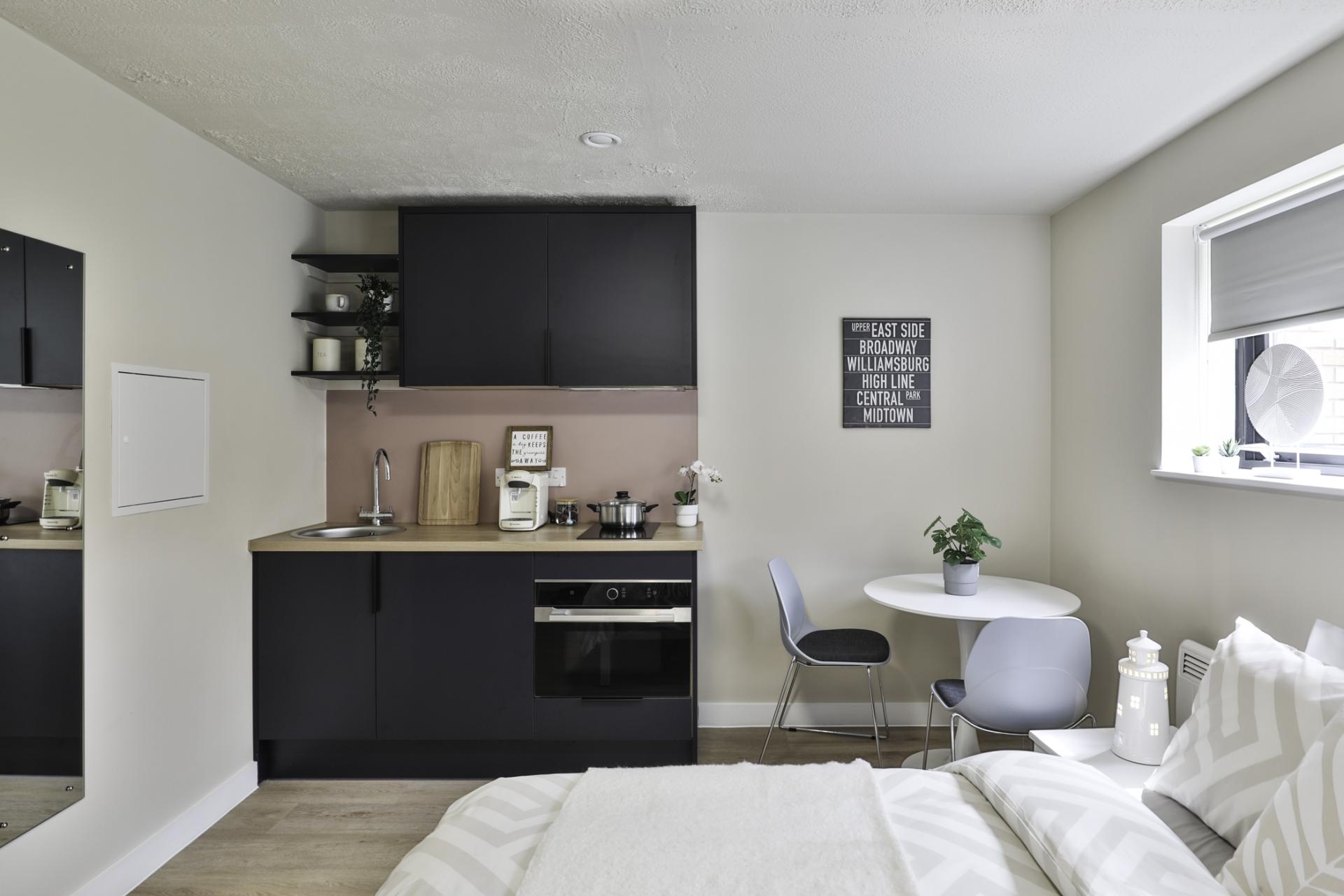 Studio Kitchen