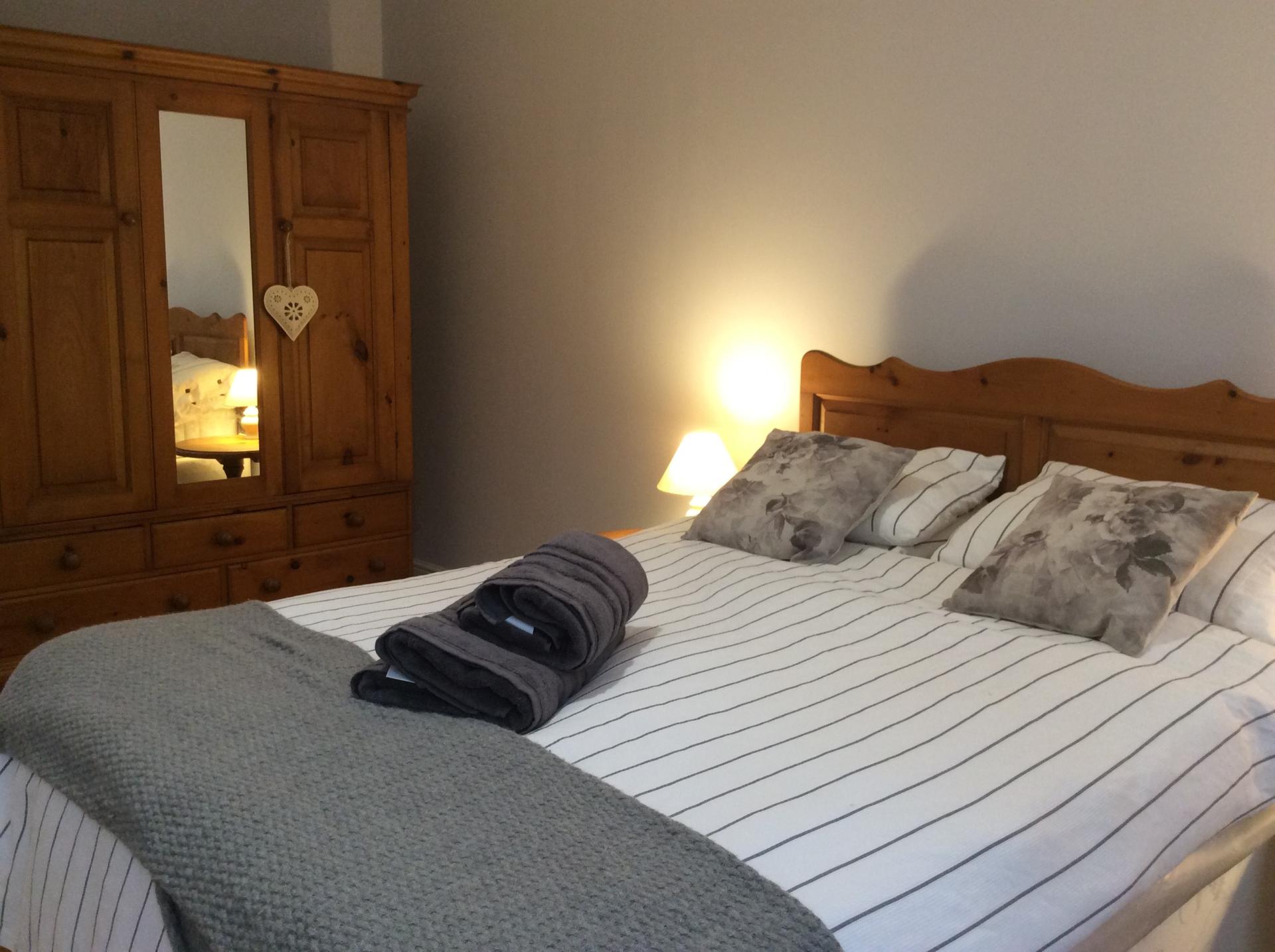 85 Heathcote Close, Chester photo 3