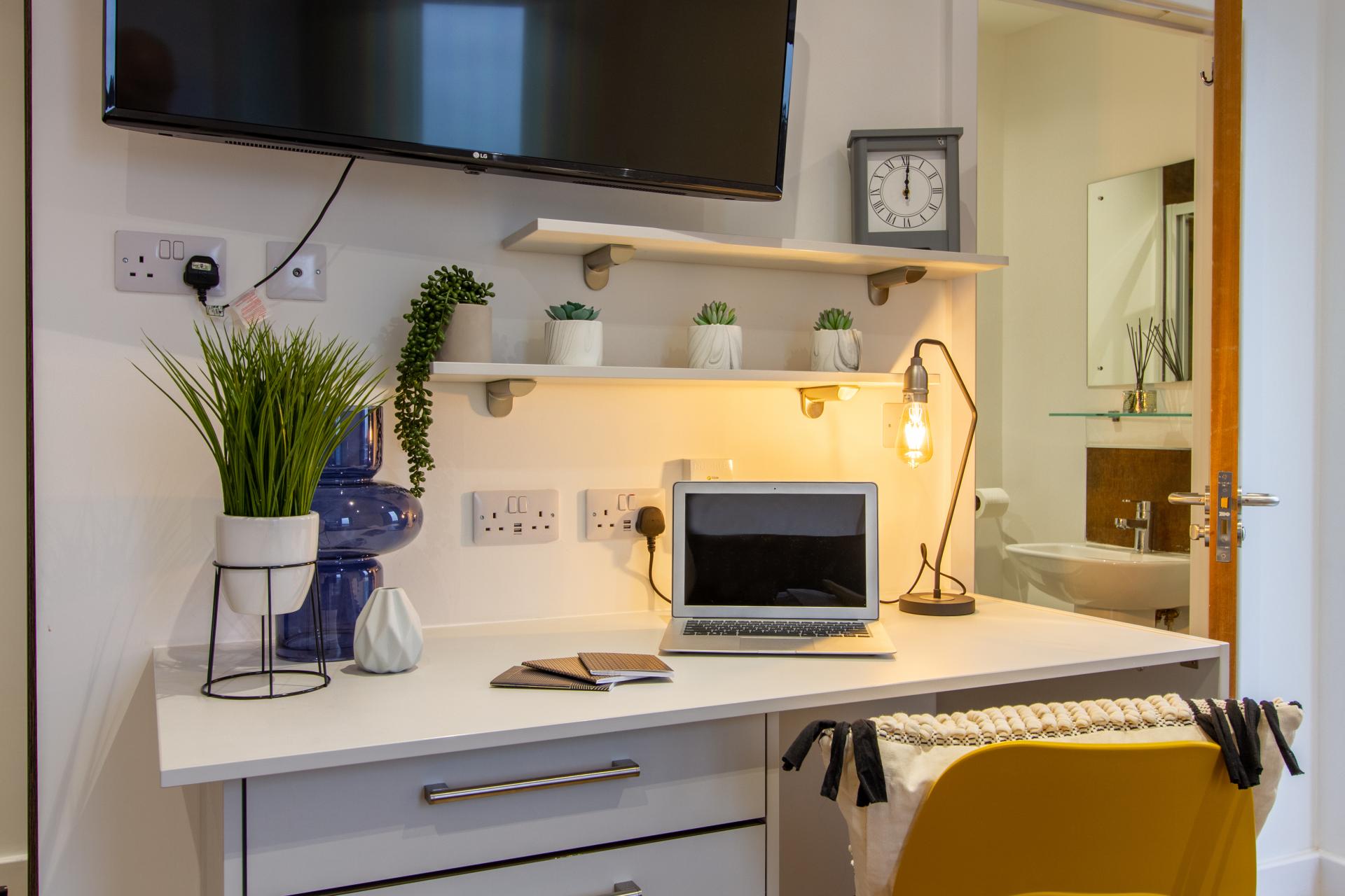 6, Ilkeston Road, Nottingham, NG7 3GE