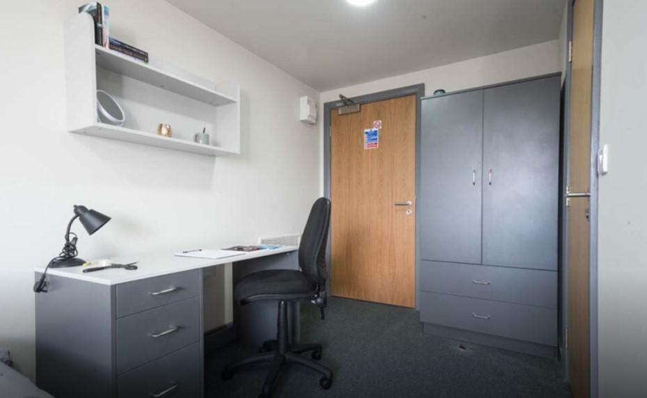 Kiln House, London Road, Stoke-on-Trent, ST4 1AB