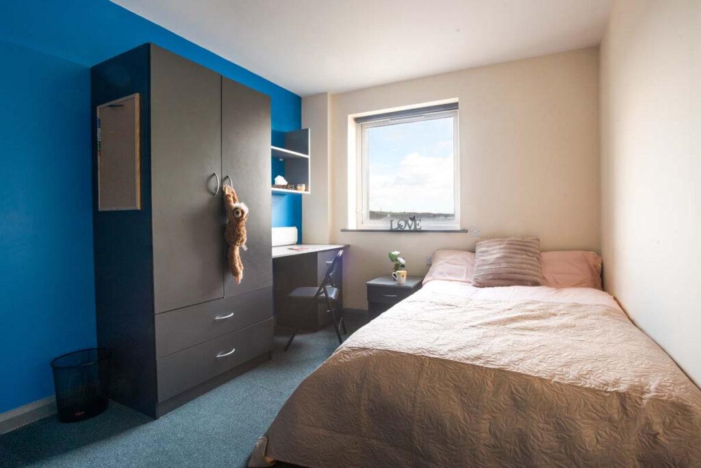 Premier En-Suite London House, Stoke Student Village, Stoke-on-Trent, ST4 1AB