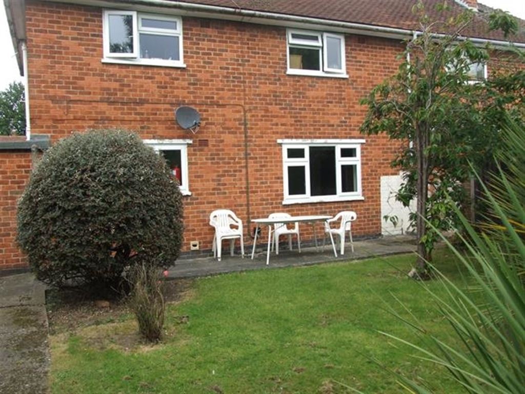 4 bed student house to rent on Alan Moss Road, Loughborough, LE11 5LY