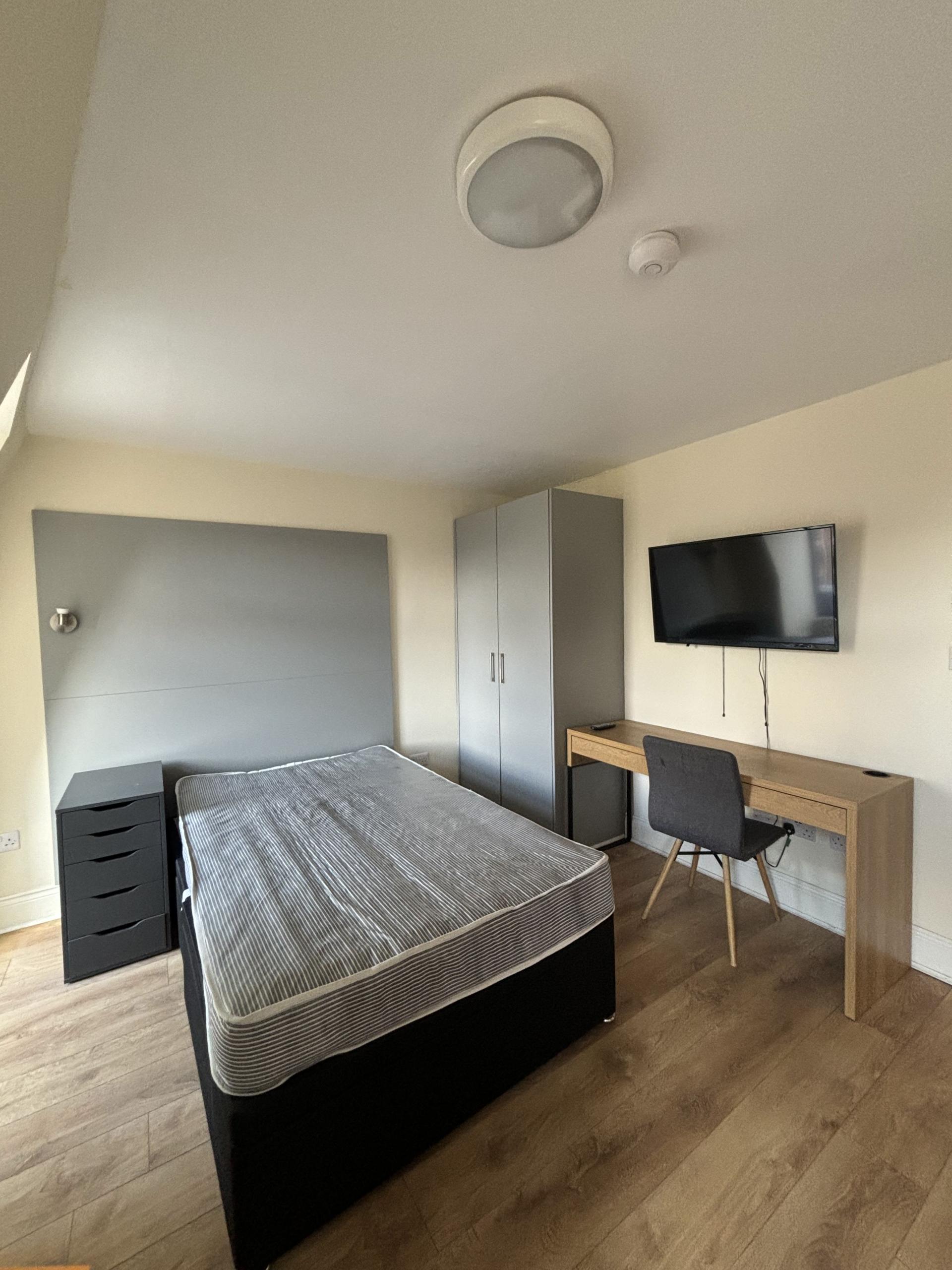 16, Guildhall Walk, Portsmouth, PO1 2DD