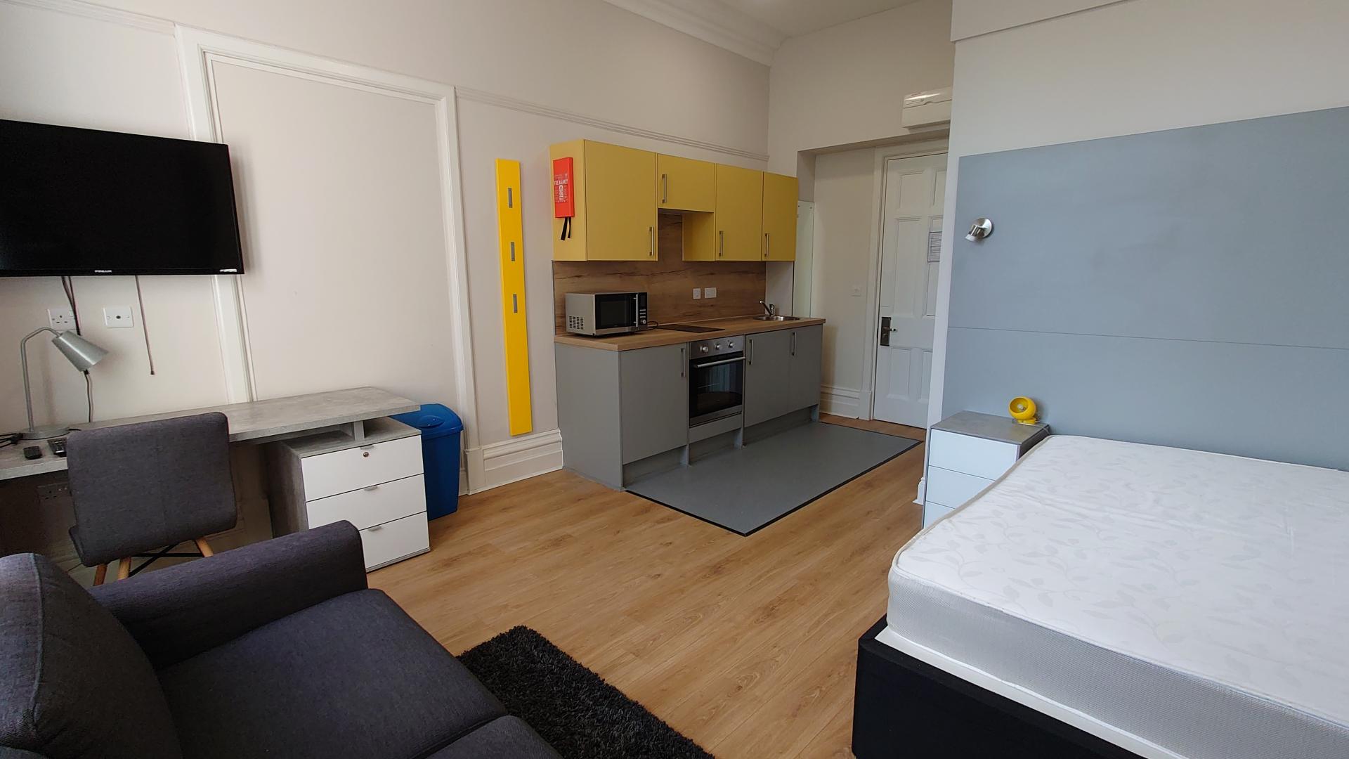 16, Guildhall Walk, Portsmouth, PO1 2DD