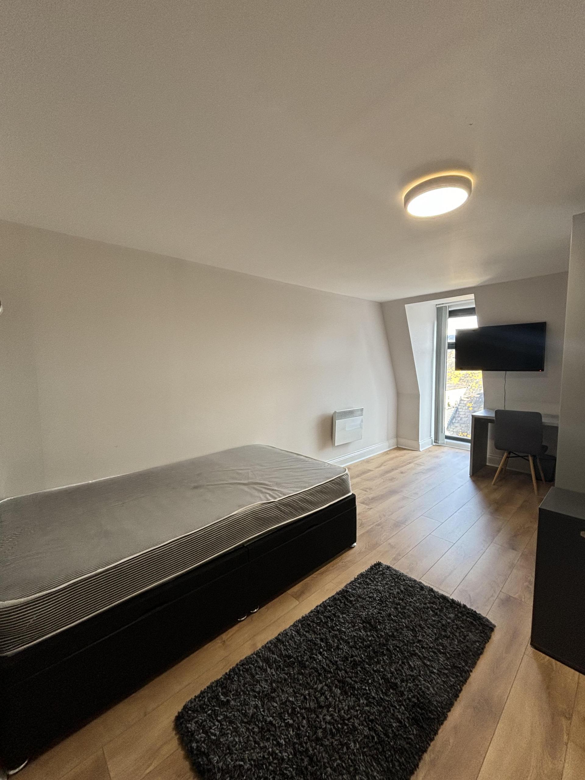 16, Guildhall Walk, Portsmouth, PO1 2DD