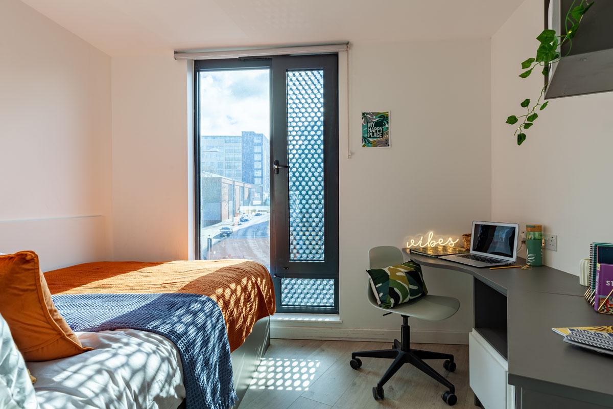 5 Bed Ensuite Cluster