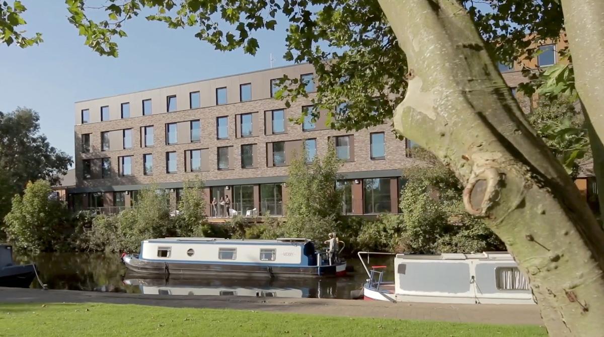 Canal View En-suite 14